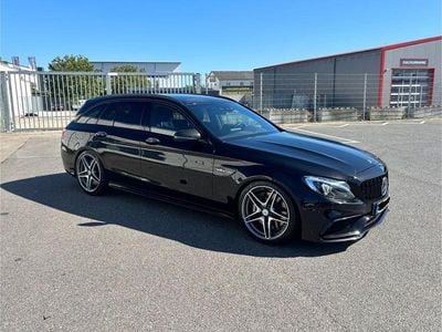 Schwarz Gebraucht 2018 Mercedes C63 AMG AMG Limousine | 40.000 € (Guter Preis)