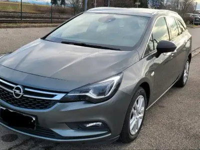 Gebraucht Opel Astra 136 PS (100 kW) 2019 Grau Kombi