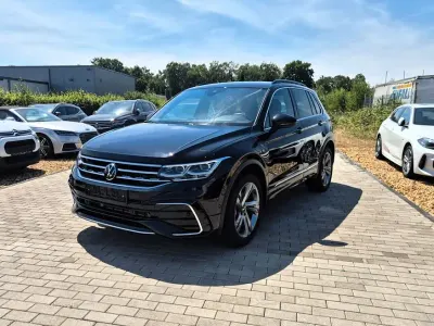Gebraucht VW Tiguan R-line 245 PS (180 kW) 2024 Schwarz SUV