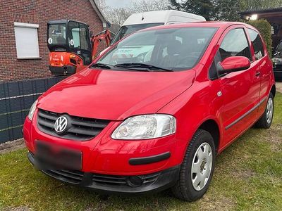 Gebraucht VW Fox 55 PS (40 kW) 2006 Rot Kleinwagen
