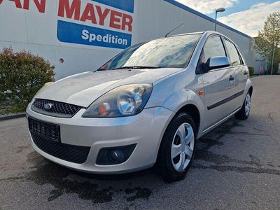 Second-hand Ford Fiesta 80 CP (58 kW) 2007 Albastru Hatchback
