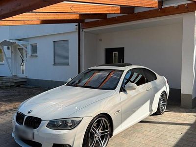 Usata BMW 325 Performance 218 CV (160 kW) 2010 Bianco Coupé