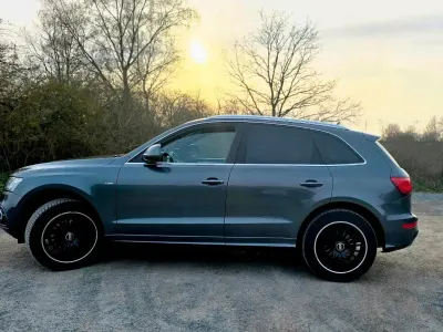 Gebraucht Audi Q5 S-Line 150 PS (110 kW) 2015 Grau SUV