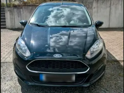 Gebraucht Ford Fiesta 101 PS (74 kW) 2017 Schwarz Kleinwagen