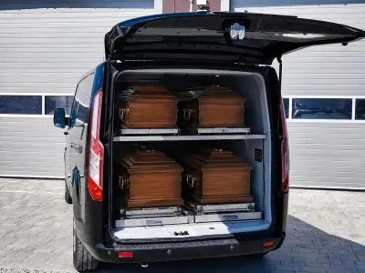 Usata Ford Transit Custom 125 CV (91 kW) 2014 Nero Berlina