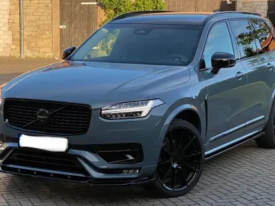 Gebraucht Volvo XC90 Ultimate 235 PS (172 kW) 2023 Grau SUV