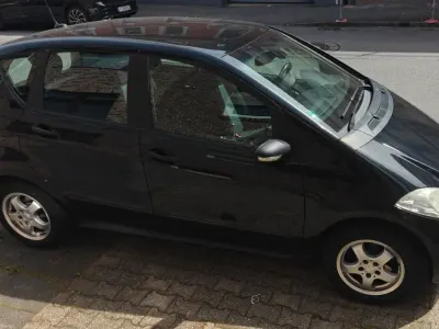 Gebraucht Mercedes A150 Classic 95 PS (69 kW) 2008 Schwarz Kleinwagen