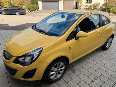 Gelb Gebraucht 2014 Opel Corsa Energy Kleinwagen | 3.400 € (Guter Preis)