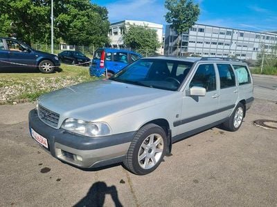 Grau Gebraucht 2000 Volvo XC70 SUV | 6.999 €