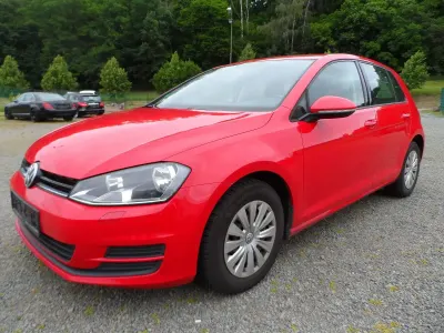 Gebraucht VW Golf VII S 110 PS (80 kW) 2015 Rot Limousine