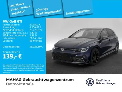 Gebraucht VW Golf VIII GTI 245 PS (180 kW) 2023 Blau Limousine