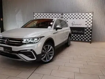 Gebraucht VW Tiguan Allspace 200 PS (147 kW) 2022 Weiß SUV
