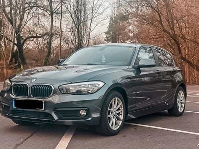 Gebraucht BMW 118 Advantage 136 PS (100 kW) 2017 Grau Kleinwagen