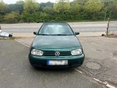 Occasion VW Golf Cabriolet 115 ch (84 kW) 2001 Vert Cabriolet