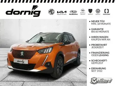 Gebraucht Peugeot e-2008 GT 100 kW (136 PS) 2021 Orange fusion metallic SUV