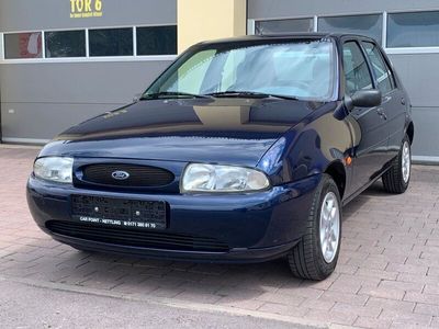 gebraucht Ford Fiesta / Klima / TÜV Neu / erst 71000 KM / super Zustand /