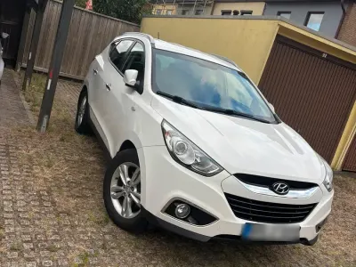 Gebraucht Hyundai ix35 136 PS (100 kW) 2012 Weiß SUV