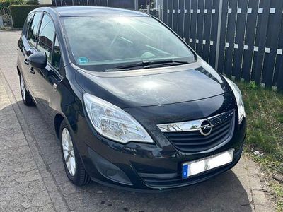 Second-hand Opel Meriva Active 120 CP (88 kW) 2013 Negru Monovolum