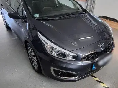 Gebraucht Kia Ceed Sportswagon DREAM-TEAM Edition 135 PS (99 kW) 2016 Grau Kombi