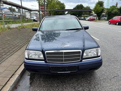 Mercedes C180