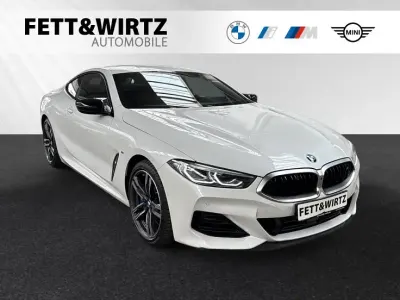 Gebraucht BMW M850 Efficient Dynamics 530 PS (389 kW) 2023 Mineralweiss metallic Coupé