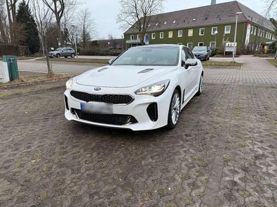 Gebraucht Kia Stinger GT-Line 200 PS (147 kW) 2019 Weiß Kleinwagen