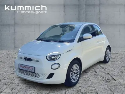 Gebraucht Fiat 500e Icon 86 kW (118 PS) 2023 Weiß Limousine