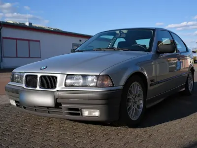 Gebraucht BMW 316 Compact 101 PS (74 kW) 1995 Silber Kleinwagen