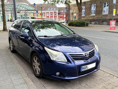 Gebraucht Toyota Avensis Executive 150 PS (110 kW) 2011 Blau Kombi