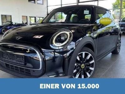 Second-hand Mini Cooper SE 135 kW (184 CP) 2023 Negru Hatchback
