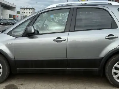 Gebraucht Fiat Sedici Emotion 135 PS (99 kW) 2011 Grau SUV