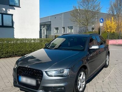 Gebraucht Audi A4 S-Line 150 PS (110 kW) 2015 Grau Kombi