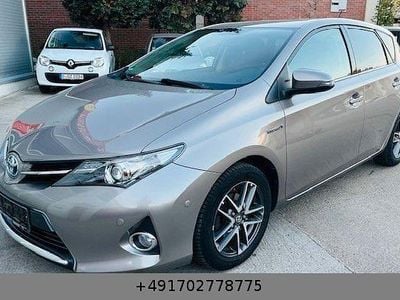 Toyota Auris Hybrid