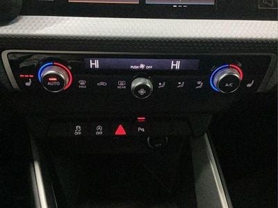 Gebraucht Audi A1 2025 Grau SUV