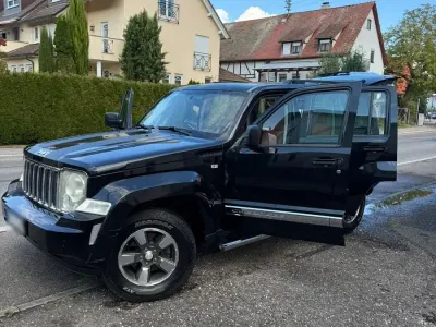 Gebraucht Jeep Cherokee 205 PS (150 kW) 2009 Schwarz SUV