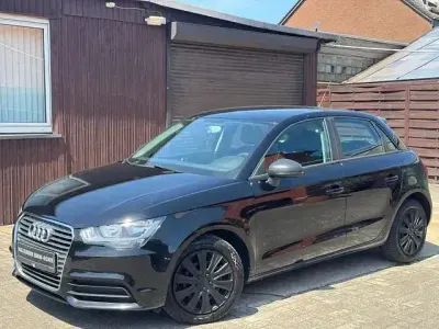 Gebraucht Audi A1 Sportback Attraction 86 PS (63 kW) 2013 Schwarz Kleinwagen