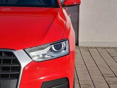 Gebraucht Audi Q3 Sport 184 PS (135 kW) 2015 Rot SUV