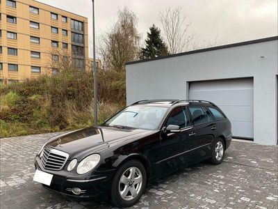 Mercedes E320