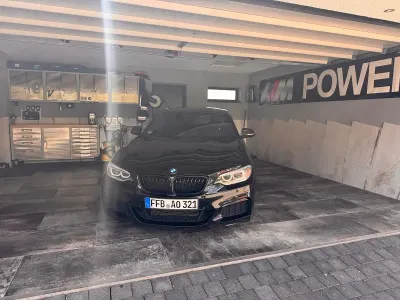 Gebraucht BMW M235 Comfort Edition 380 PS (279 kW) 2014 Schwarz Coupé