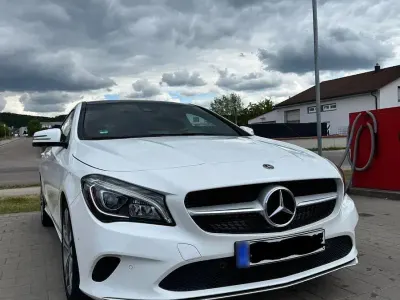 Gebraucht Mercedes CLA250 211 PS (155 kW) 2018 Weiß Limousine