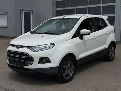 Usado Ford Ecosport Trend 125 CV (91 kW) 2016 Blanco SUV