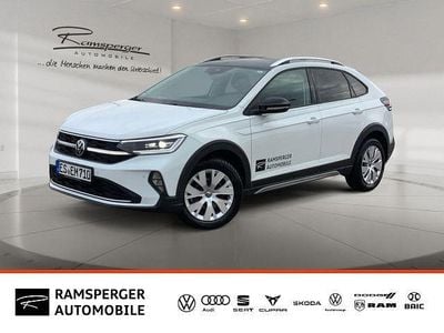 Weiß (pure white/schwarz) Gebraucht 2025 VW Taigo Style SUV | 22.990 € (Guter Preis)