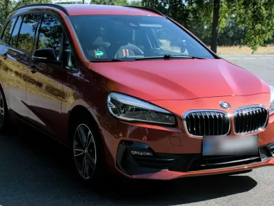 Gebraucht BMW 218 Gran Tourer Sport Line 140 PS (102 kW) 2021 Orange Van / Kleinbus
