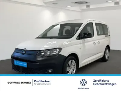 Gebraucht VW Caddy Basis 122 PS (89 kW) 2023 Weiss Van / Kleinbus