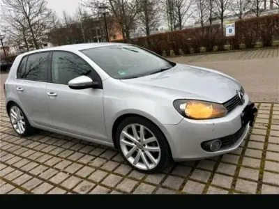 Gebraucht VW Golf VI 122 PS (89 kW) 2009 Silber Kleinwagen