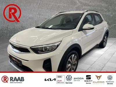Neu Kia Stonic Vision 101 PS (74 kW) 2025 Weiss SUV