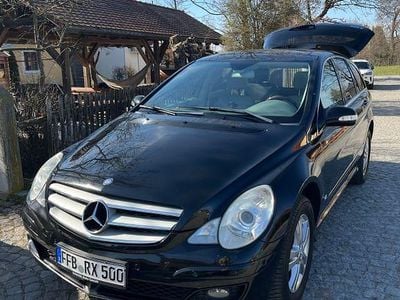Gebraucht Mercedes R500 306 PS (225 kW) 2007 Schwarz Van / Kleinbus