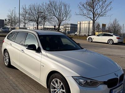 Gebraucht BMW 320 Sport Line 184 PS (135 kW) 2015 Weiß Kombi