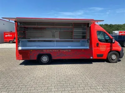 Gebraucht Fiat Ducato 150 PS (110 kW) 2018 Rot Van