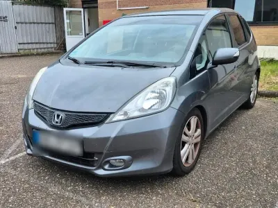 Gebraucht Honda Jazz Comfort Plus 100 PS (73 kW) 2013 Grau Kleinwagen